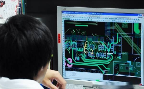 X-RAY在線檢測(cè)機(jī)有哪些特點(diǎn)?